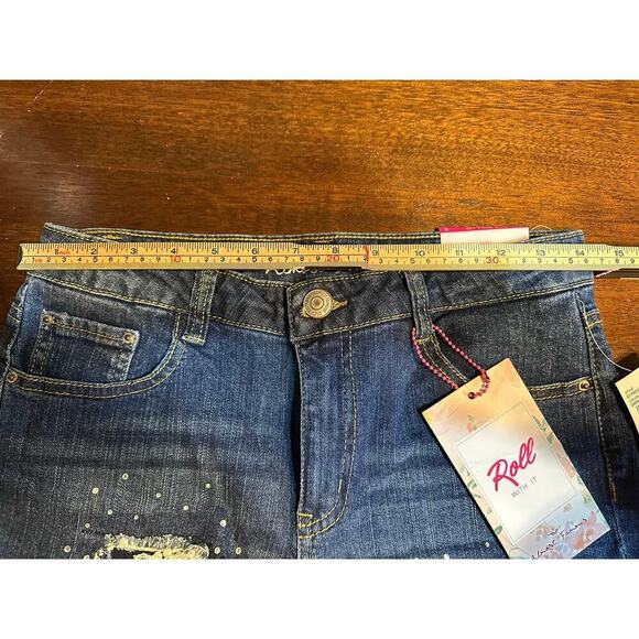NWT Almost Famous Mid Rise Roll Up Jeans Women 9 Blue Denim Distressed Raw Hem - Picture 6 of 16